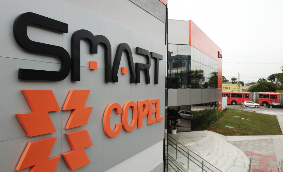 A Copel já concluiu a centralização de todas as suas unidades de operações e serviços que ficavam no interior do Paraná. As equipes agora trabalham concentradas no polo Smart Copel, construído no bairro Novo Mundo, em Curitiba.  -  Curitiba, 05/04/2019  -  Foto: Dani Catisti/Copel