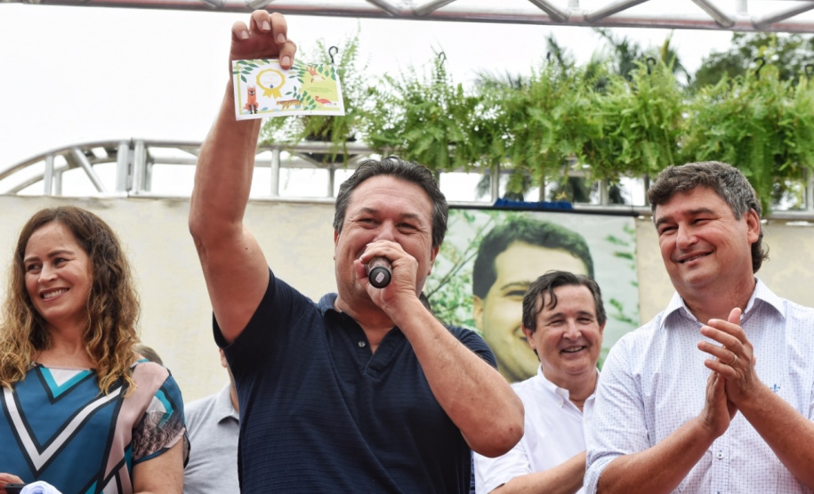 O secretário do Desenvolvimento Sustentável e Turismo, Márcio Nunes, participou, no último sábado (06), da reinauguração do Bosque Municipal "André Ricardo da Silva", em Terra Boa. Durante o evento também houve ações do Programa "Educação Ambiental para Bacias Hidrográficas"  -  Terra Boa, 06/04/2019  -  Foto: Dênis Ferreira Netto/SEDEST