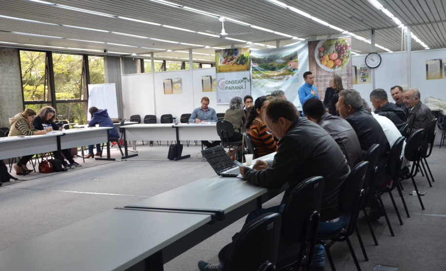 Representantes do Conselho Estadual de Segurança Alimentar e Nutricional (Consea/PR) reuniram-se nos dias 8 e 9 de abril para debater o desenvolvimento de políticas públicas para o setor e o modelo da Conferência Estadual de Segurança Alimentar e Nutricional 2019, agendada para os dias 4 e 5 de agosto.  -  Curitiba, 10/04/2019  -  Foto: Divulgação SESA