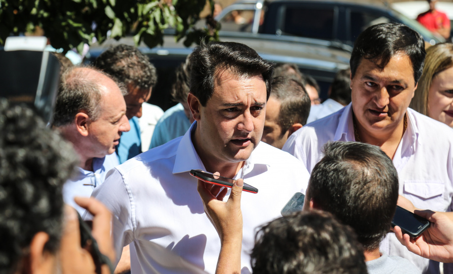 O governador Carlos Massa Ratinho Junior  assina ordem de serviço para construção de Escola em Mauá da Serra nesta quarta-feira (10).  Mauá da Serra, 10/04/2019 -  Foto: Geraldo Bubniak/ANPr