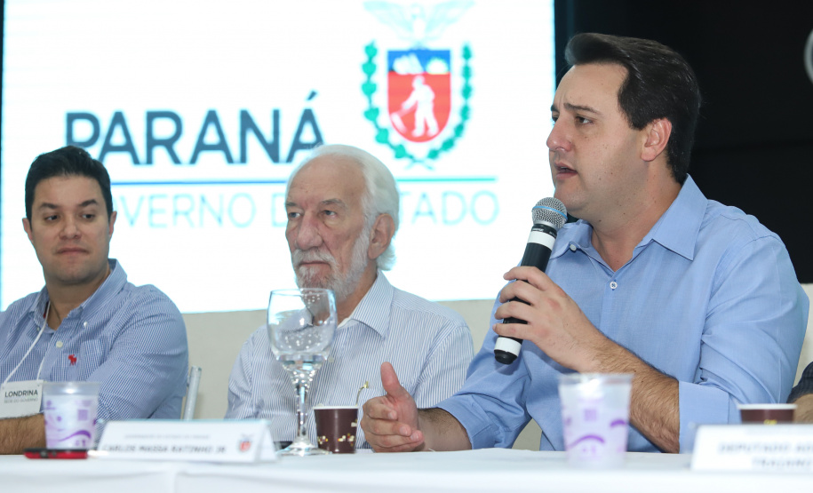 O governador Carlos Massa Ratinho Junior participa de coletiva na Expolondrina nesta quarta-feira (10). Londrina, 10/04/2019 - Foto: Rodrigo Félix Leal/ANPr