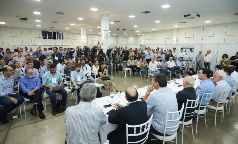 O governador Carlos Massa Ratinho Junior participa de coletiva na Expolondrina nesta quarta-feira (10). Londrina, 10/04/2019 - Foto: Rodrigo Félix Leal/ANPr