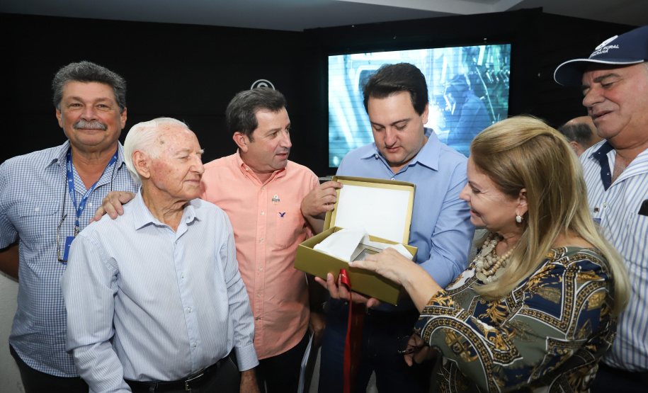 O governador Carlos Massa Ratinho Junior participa de coletiva na Expolondrina nesta quarta-feira (10). Londrina, 10/04/2019 - Foto: Rodrigo Félix Leal/ANPr