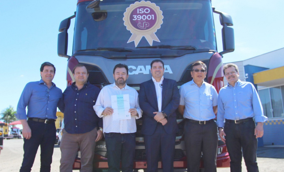 Uma empresa do ramo de transportes rodoviários sediada em Maringá é a segunda instituição do país a receber a Certificação do Sistema de Gestão de Segurança Viária (ISO 39001), normativa que busca reduzir as mortes e lesões graves relacionadas a acidentes de trânsito