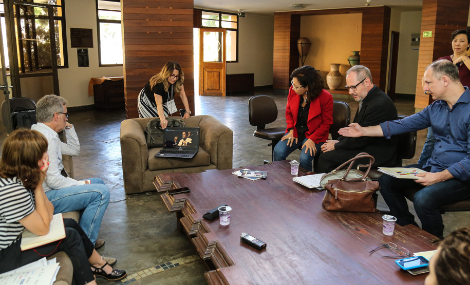 O Governo do Estado vai ampliar o acesso da população às ações culturais, afirmou o secretário de Estado da Comunicação Social e Cultura, Hudson José, nesta quinta-feira (11), em Londrina