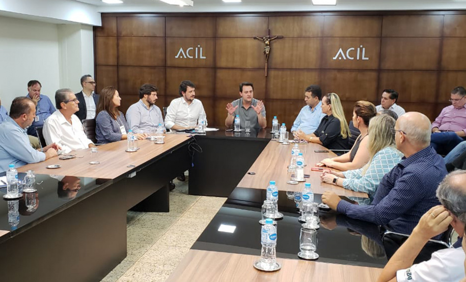 O governador Carlos Massa Ratinho Junior destacou nesta sexta-feira (12), em reunião na Associação Comercial e Industrial de Londrina (Acil), que o Governo planeja transformar o município e a região Norte em um polo de inovação em agritech (tecnologia aliada ao agronegócio). Foto: Rodrigo Felix Leal/ANPr