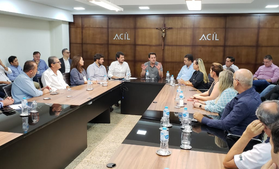 O governador Carlos Massa Ratinho Junior destacou nesta sexta-feira (12), em reunião na Associação Comercial e Industrial de Londrina (Acil), que o Governo planeja transformar o município e a região Norte em um polo de inovação em agritech (tecnologia aliada ao agronegócio). Foto: Rodrigo Felix Leal/ANPr