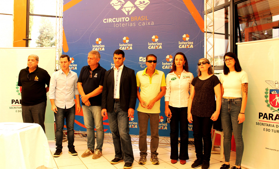 O diretor-presidente da Esporte Paraná, Helio Wirbiski, e o presidente do Comitê Paralímpico Brasileiro, Mizael Conrado, assinaram neste sábado, 13, um protocolo de intenções visando cooperação para o desenvolvimento dos esportes para pessoas com deficiência no Paraná - Curitiba, 13/04/2019 - Foto: Divulgação SEET