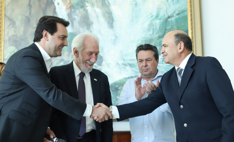 Governador anuncia pagamento das promoções dos praças-militares. -  Curitiba, 15/04/2019  -  Foto: Rodrigo Félix Leal/ANPr