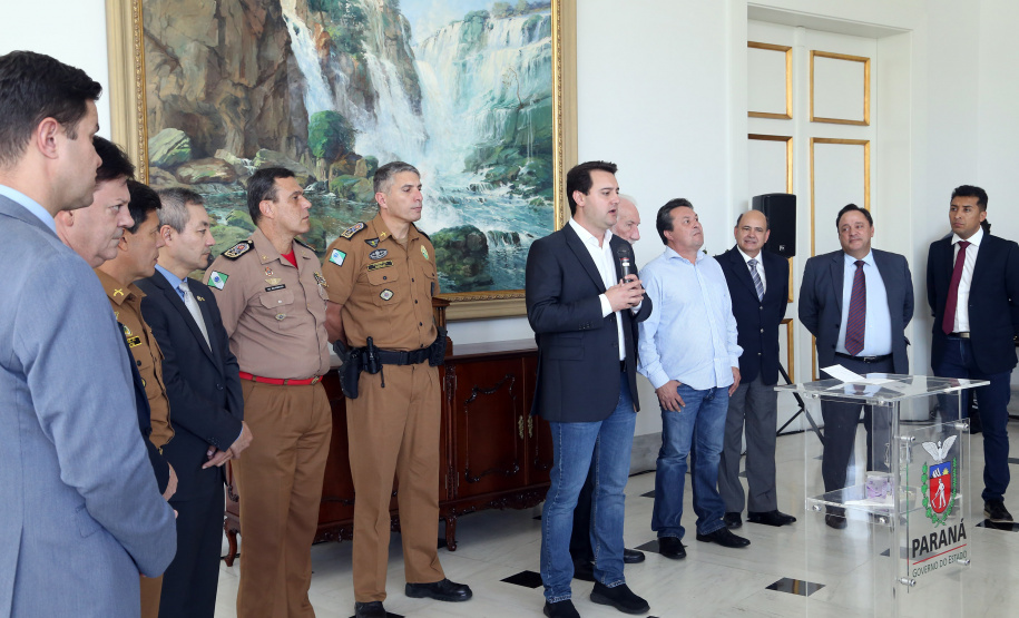 Governador anuncia pagamento das promoções dos praças-militares. -  Curitiba, 15/04/2019  -  Foto de Gilson Abreu ANPr