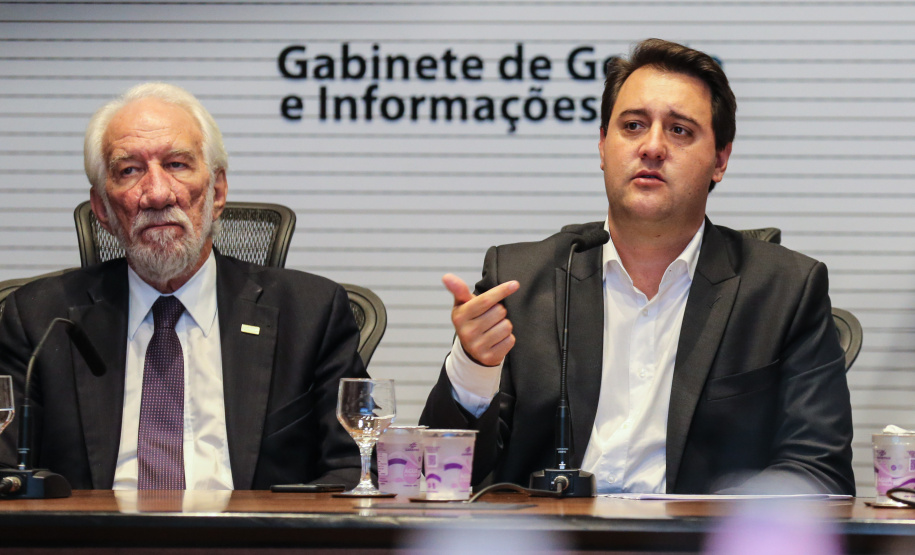 O governador Carlos Massa Ratinho Junior participa nesta segunda-feira (15) de Coletiva de Imprensa com um balanço dos 100 dias de gestão. Curitiba, 15/04/2019 - Foto: Geraldo Bubniak/ANPr