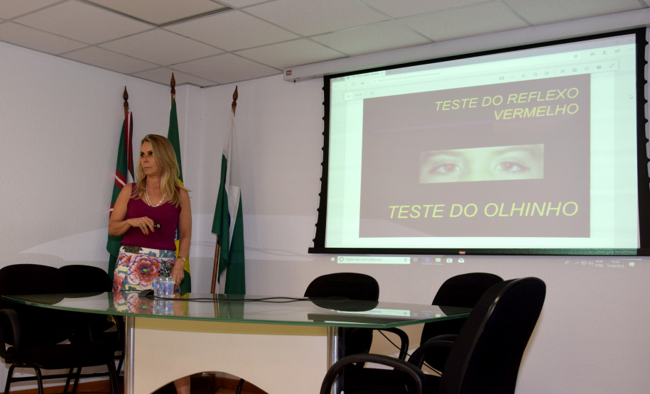A SESA promoveu hoje (15) evento de atualização sobre prevenção da cegueira para servidores de todas as Regionais de Saúde. Abril é considerado como mês da conscientização da população sobre a prevenção das doenças que atingem a visão  -  Curitiba, 15/04/2019  -  Foto: Divulgação SESA