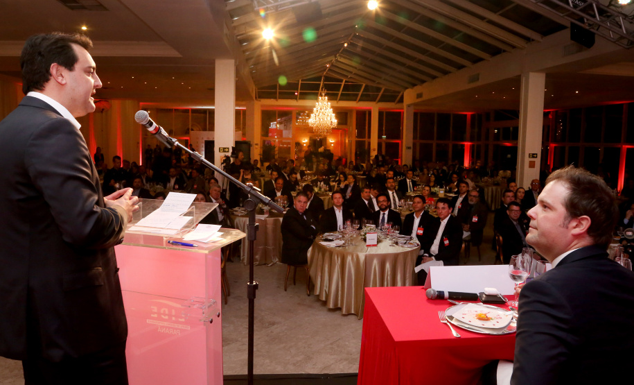 O governador Carlos Massa Ratinho Junior afirmou nesta segunda-feira (15), em encontro com empresários do Lide Paraná, que o Governo do Estado busca investimentos para atingir a meta de 500 mil novos empregos e acabar com bolsões de pobreza que ainda existem algumas cidades.
Foto Gilson Abreu ANPr