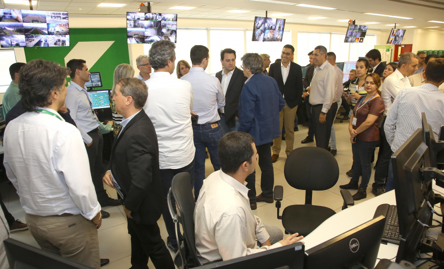 Governador Carlos Massa Ratinho Júnior visita a fábrica da Klabin em Ortigueira, na assinatura de convênio com a empresa e a prefeitura do município para a construção da Escola Técnica de Operação Florestal e Agrícola.  -  Ortigueira, 16/04/2019  -  Foto: Jaelson Lucas/ANPr