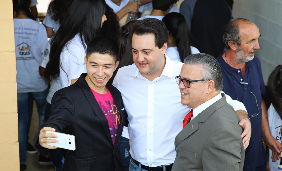 Governador Carlos Massa Ratinho Júnior visita a fábrica da Klabin em Ortigueira, na assinatura de convênio com a empresa e a prefeitura do município para a construção da Escola Técnica de Operação Florestal e Agrícola. - Ortigueira, 16/04/2019 - Foto: Jaelson Lucas/ANPr