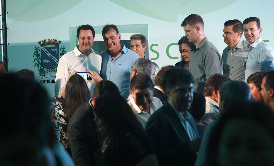 Governador Carlos Massa Ratinho Júnior visita a fábrica da Klabin em Ortigueira, na assinatura de convênio com a empresa e a prefeitura do município para a construção da Escola Técnica de Operação Florestal e Agrícola. - Ortigueira, 16/04/2019 - Foto: Jaelson Lucas/ANPr