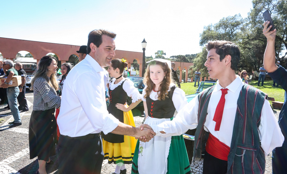 O governador Carlos Massa Ratinho Junior e o ministro da Cidadania, Osmar Terra, lançam o programa Criança Feliz . Curitiba, 18/04/2019 - Foto: Rodrigo Felix Leal/ANPr