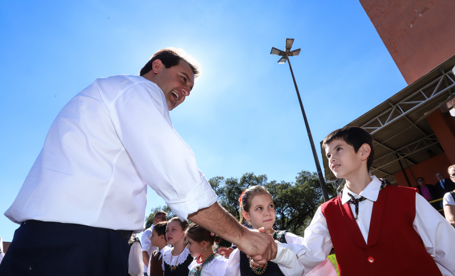 O governador Carlos Massa Ratinho Junior e o ministro da Cidadania, Osmar Terra, lançam o programa Criança Feliz . Curitiba, 18/04/2019 - Foto: Rodrigo Felix Leal/ANPr