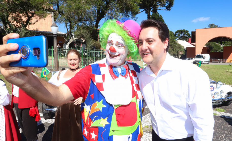 O governador Carlos Massa Ratinho Junior e o ministro da Cidadania, Osmar Terra, lançam o programa Criança Feliz . Curitiba, 18/04/2019 - Foto: Rodrigo Felix Leal/ANPr