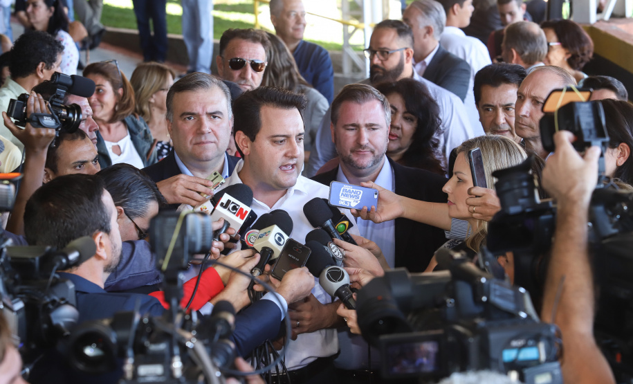 O governador Carlos Massa Ratinho Junior e o ministro da Cidadania, Osmar Terra, lançam o programa Criança Feliz . Curitiba, 18/04/2019 - Foto: Rodrigo Felix Leal/ANPr