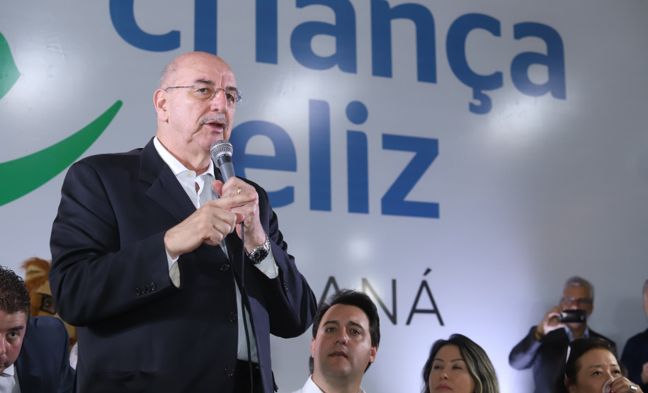 O governador Carlos Massa Ratinho Junior e o ministro da Cidadania, Osmar Terra, lançam o programa Criança Feliz . Curitiba, 18/04/2019 - Foto: Rodrigo Felix Leal/ANPr