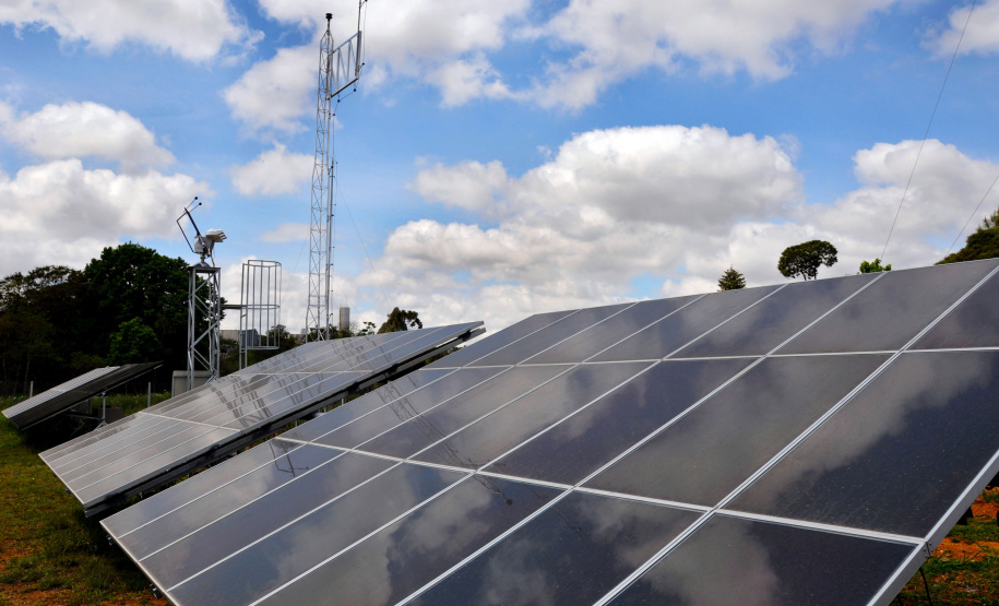 O Banco Regional de Desenvolvimento do Extremo Sul (BRDE) iniciou o ano de 2019 com o desafio de superar os resultados do ano anterior, manter a busca por novas fontes de recursos e investir R$ 1 bilhão no Paraná, por meio do apoio a produtores rurais, cooperativas, empresas de todos os tamanhos, empreendedores, comerciantes e prestadores de serviço. Foto:BRDE