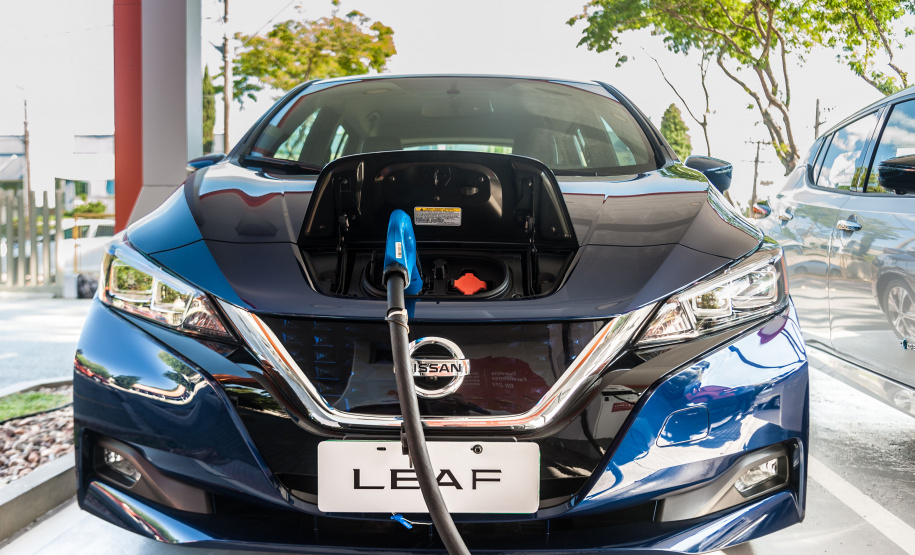 A maior eletrovia do Brasil, instalada no Paraná pela Copel em 2018, completou 330 recargas neste ano. São 730 quilômetros de extensão, ligando o Porto de Paranaguá às Cataratas do Iguaçu, em Foz do Iguaçu.  Curitiba, 22/04/2019  -  Foto: Valdecir Daniel Cavalheiro