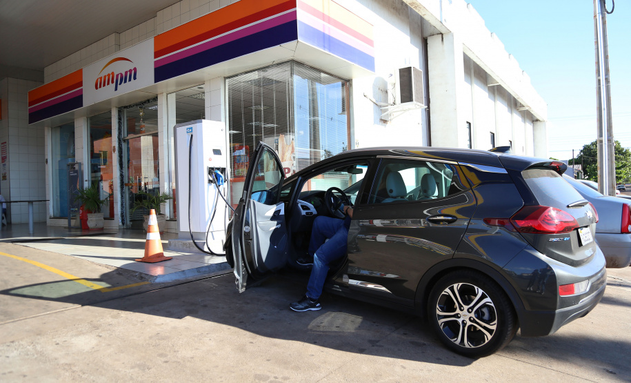 A maior eletrovia do Brasil, instalada no Paraná pela Copel em 2018, completou 330 recargas neste ano. São 730 quilômetros de extensão, ligando o Porto de Paranaguá às Cataratas do Iguaçu, em Foz do Iguaçu.  Curitiba, 22/04/2019  -  Curitiba, 22/04/2019  - Foto: Dani Catisti/Copel