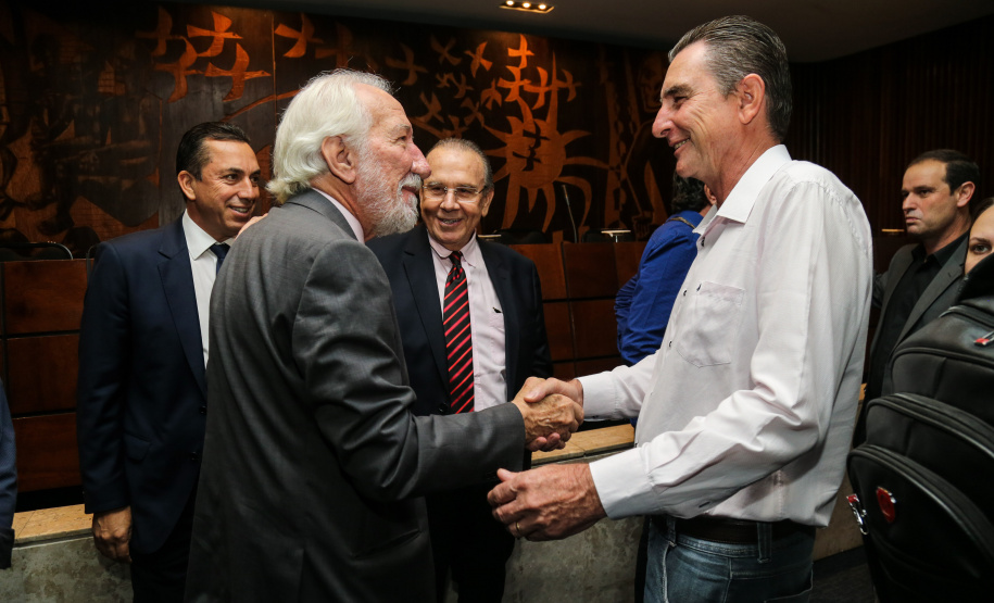 O governador em exercício Darci Piana afirmou nesta terça-feira (12), na posse do novo presidente da Associação dos Municípios do Paraná (AMP), que o Governo enxugou a máquina pública para potencializar os investimentos nos municípios nos próximos anos. Curitiba, 23/04/2019 -  Foto: Geraldo Bubniak/ANPr