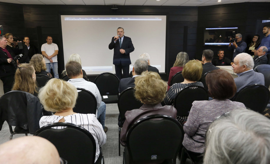 O governador em exercício Darci Piana participa da homenagem a ex-primeira dama do Paraná, Fani Lerner.Curitiba, 23-04-19.Foto: Arnaldo Alves / ANPr.
