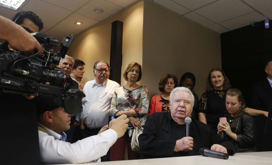 O governador em exercício Darci Piana participa da homenagem a ex-primeira dama do Paraná, Fani Lerner.Curitiba, 23-04-19.Foto: Arnaldo Alves / ANPr.