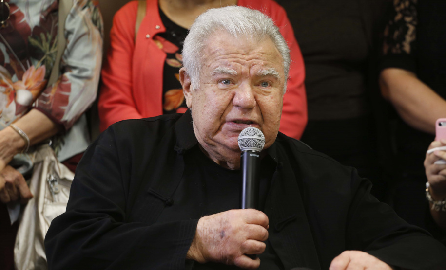 O governador em exercício Darci Piana participa da homenagem a ex-primeira dama do Paraná, Fani Lerner.Curitiba, 23-04-19.Foto: Arnaldo Alves / ANPr.