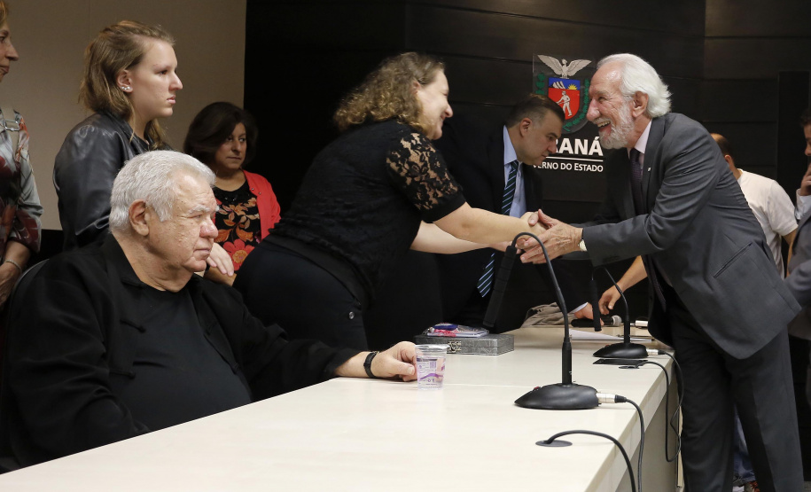 O governador em exercício Darci Piana participa da homenagem a ex-primeira dama do Paraná, Fani Lerner.Curitiba, 23-04-19.Foto: Arnaldo Alves / ANPr.