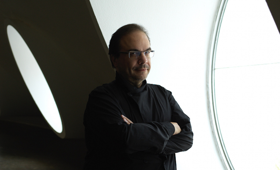 Curador da exposição Ai Weiwei Raiz, Marcello Dantas - Foto: Christian_Maldonado