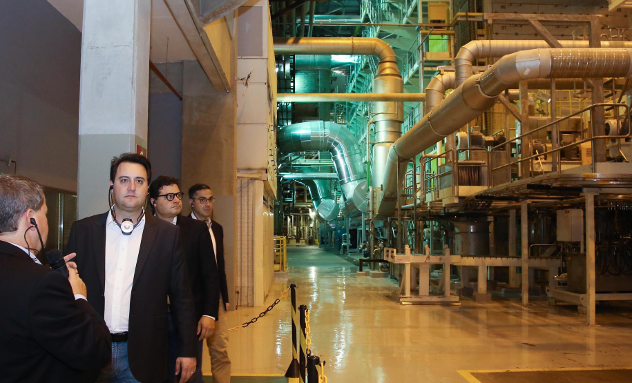 O investimento de R$ 9,1 bilhões da Klabin na ampliação da fábrica de Ortigueira (Unidade Puma) é o maior volume de recursos de uma única empresa na história do Estado, segundo levantamento da Agência Paraná de Desenvolvimento (APD), que gerencia o programa Paraná Competitivo. - Ortigueira, 16/04/2019 - Foto: Jaelson Lucas/ANPr
