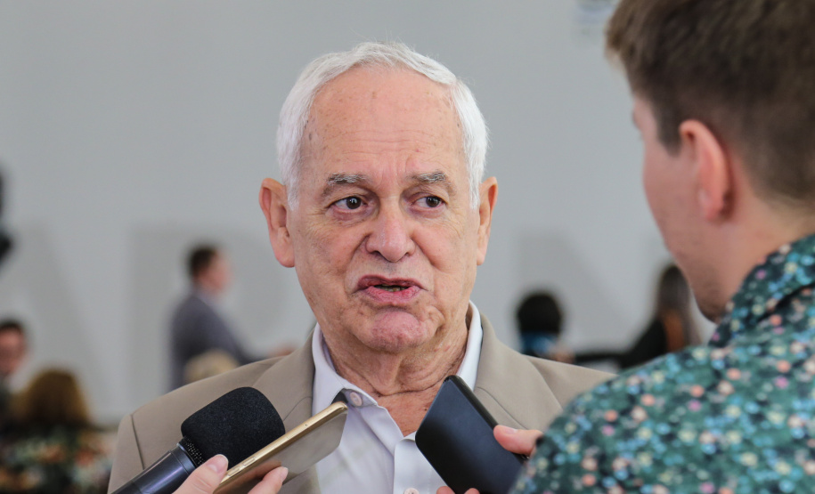 O governador em exercício Darci Piana participa da Posse dos novos representantes da sociedade civil para a gestão 2019/2021 do O Conselho Estadual do Idoso (CEDI) do Paraná no Salão de Atos do Palácio Iguaçu, nesta quarta-feira (24). Curitiba, 24/04/2019 - Foto: Geraldo Bubniak/ANPr