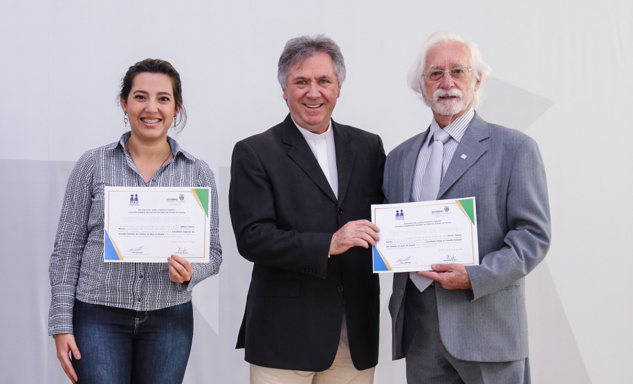 O governador em exercício Darci Piana participa da Posse dos novos representantes da sociedade civil para a gestão 2019/2021 do O Conselho Estadual do Idoso (CEDI) do Paraná no Salão de Atos do Palácio Iguaçu, nesta quarta-feira (24). Curitiba, 24/04/2019 - Foto: Geraldo Bubniak/ANPr