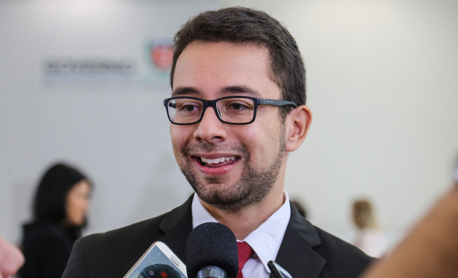 O governador em exercício Darci Piana participa da Posse dos novos representantes da sociedade civil para a gestão 2019/2021 do O Conselho Estadual do Idoso (CEDI) do Paraná no Salão de Atos do Palácio Iguaçu, nesta quarta-feira (24). Curitiba, 24/04/2019 - Foto: Geraldo Bubniak/ANPr