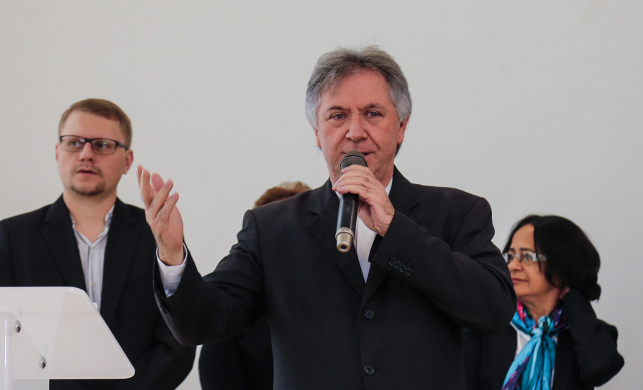 O governador em exercício Darci Piana participa da Posse dos novos representantes da sociedade civil para a gestão 2019/2021 do O Conselho Estadual do Idoso (CEDI) do Paraná no Salão de Atos do Palácio Iguaçu, nesta quarta-feira (24). Curitiba, 24/04/2019 - Foto: Geraldo Bubniak/ANPr