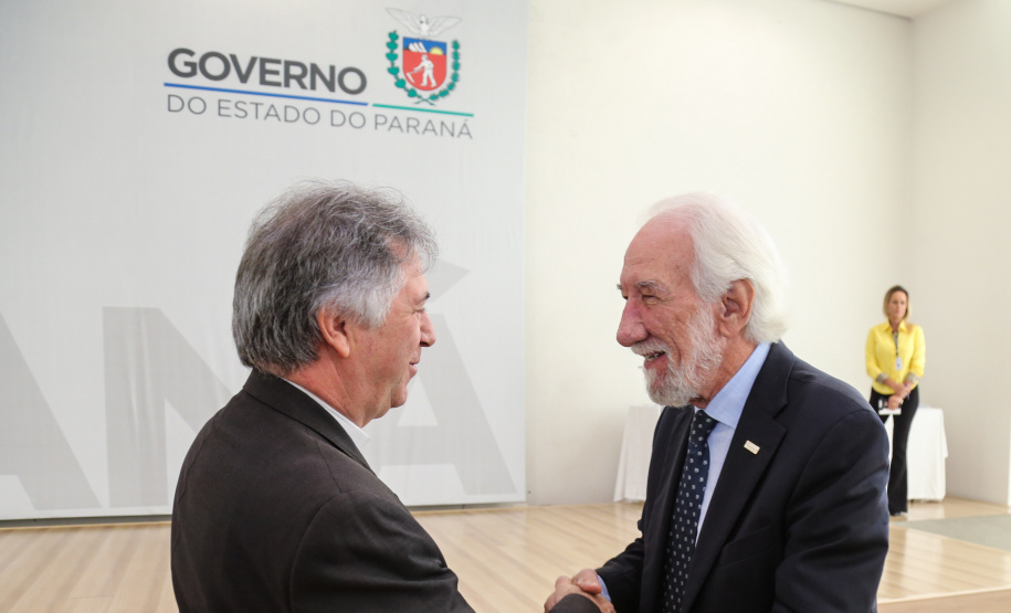 O governador em exercício Darci Piana participa da Posse dos novos representantes da sociedade civil para a gestão 2019/2021 do O Conselho Estadual do Idoso (CEDI) do Paraná no Salão de Atos do Palácio Iguaçu, nesta quarta-feira (24). Curitiba, 24/04/2019 - Foto: Geraldo Bubniak/ANPr