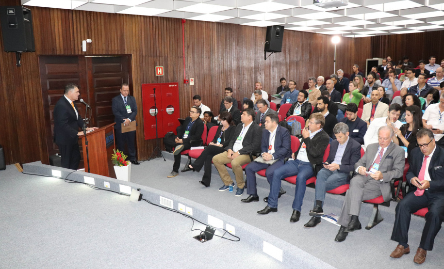O Instituto de Tecnologia do Paraná (Tecpar) sedia nesta quarta (24) e quinta-feira (25) ciclo de debates sobre as oportunidades, desafios e rumos da mobilidade elétrica no Brasil. Cerca de 200 pessoas participam do Fórum Internacional de Carros, Veículos Elétricos e Mobilidade Urbana (Fórum CVE), que acontece na sede do instituto, em Curitiba.  -  Curitiba, 24/04/2019  -  Foto: Divulgação Tecpar