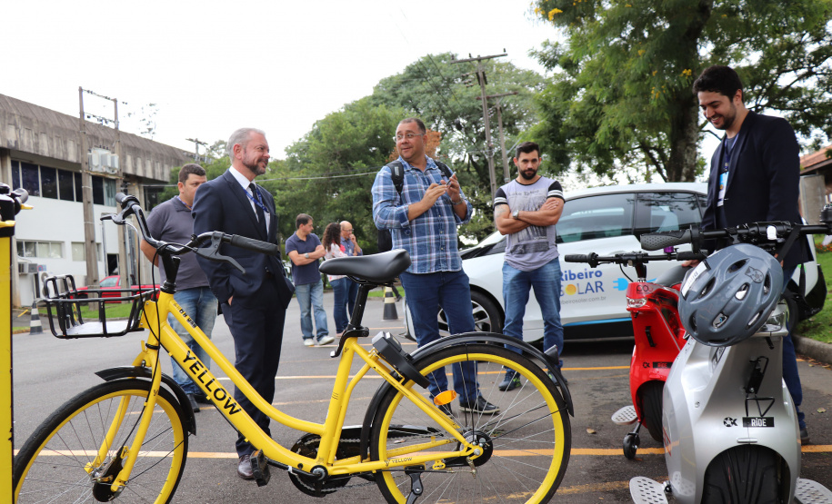 O Instituto de Tecnologia do Paraná (Tecpar) sedia nesta quarta (24) e quinta-feira (25) ciclo de debates sobre as oportunidades, desafios e rumos da mobilidade elétrica no Brasil. Cerca de 200 pessoas participam do Fórum Internacional de Carros, Veículos Elétricos e Mobilidade Urbana (Fórum CVE), que acontece na sede do instituto, em Curitiba.  -  Curitiba, 24/04/2019  -  Foto: Divulgação Tecpar
