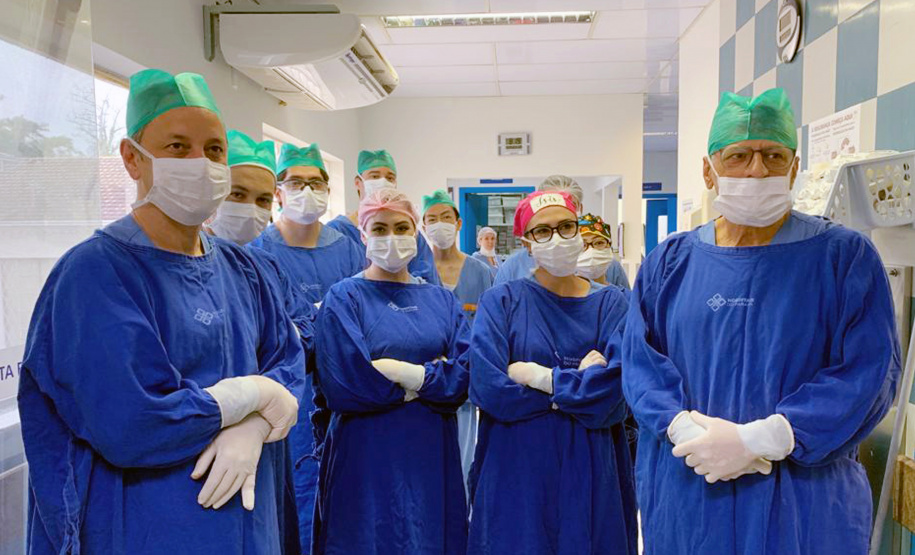 Vinte pacientes em tratamento no Centro de Atendimento Integral ao Fissurado Labiopalatal (CAIF) estão sendo beneficiados com cirurgias plásticas reparadoras que acontecem desde a manhã de hoje (24) no Hospital doTrabalhador