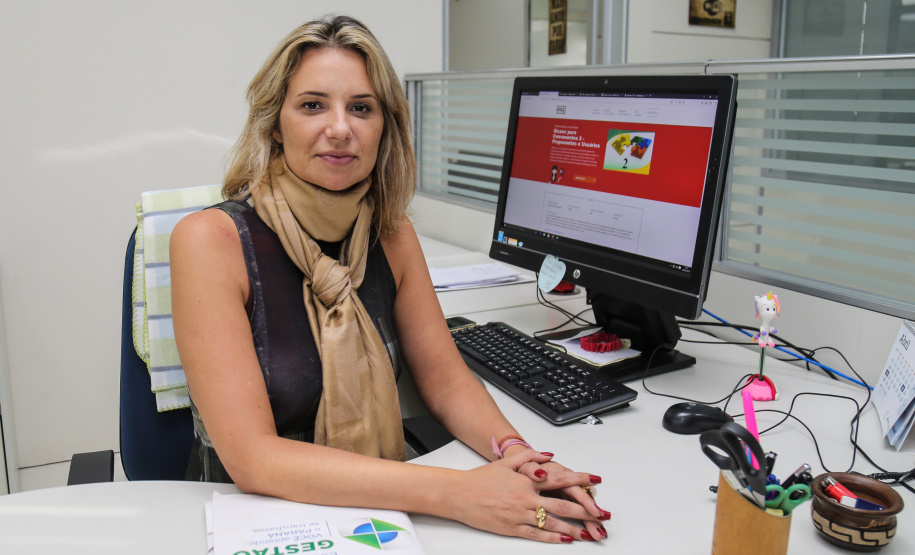 Thalita Melo  - Diretora da Escola de Gestão do Governo do Paraná. Treinamento  SICONV do Governo Federal,  nesta sexta-feira (26).   Curitiba, 26/04/2019 -  Foto: Geraldo Bubniak/ANPr