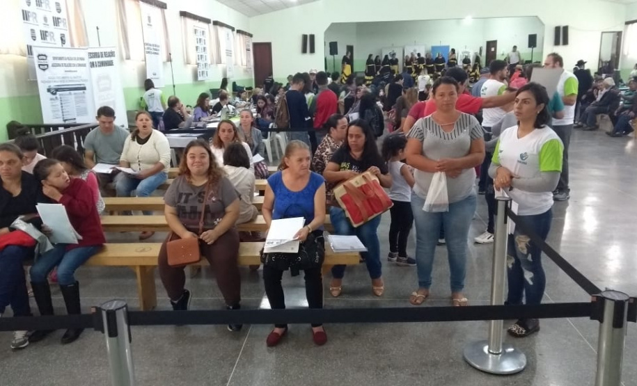 A quinta edição da feira de serviços Paraná Cidadão em 2019 aconteceu em Mandirituba com 7,6 mil atendimentos registrados. Cerca de 5 mil pessoas que passaram pelo evento, encerrado nesta sexta-feira (26), tiveram acesso a diversos serviços gratuitos disponibilizados em um único local.  Mandirituba, 26/04/2019   -  Foto: Divulgação SEJUF