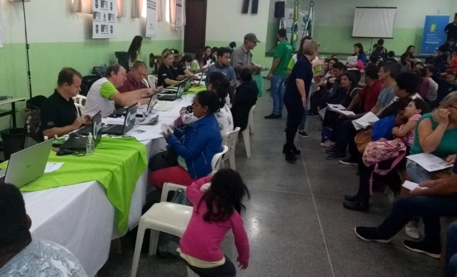 A quinta edição da feira de serviços Paraná Cidadão em 2019 aconteceu em Mandirituba com 7,6 mil atendimentos registrados. Cerca de 5 mil pessoas que passaram pelo evento, encerrado nesta sexta-feira (26), tiveram acesso a diversos serviços gratuitos disponibilizados em um único local.  Mandirituba, 26/04/2019   -  Foto: Divulgação SEJUF