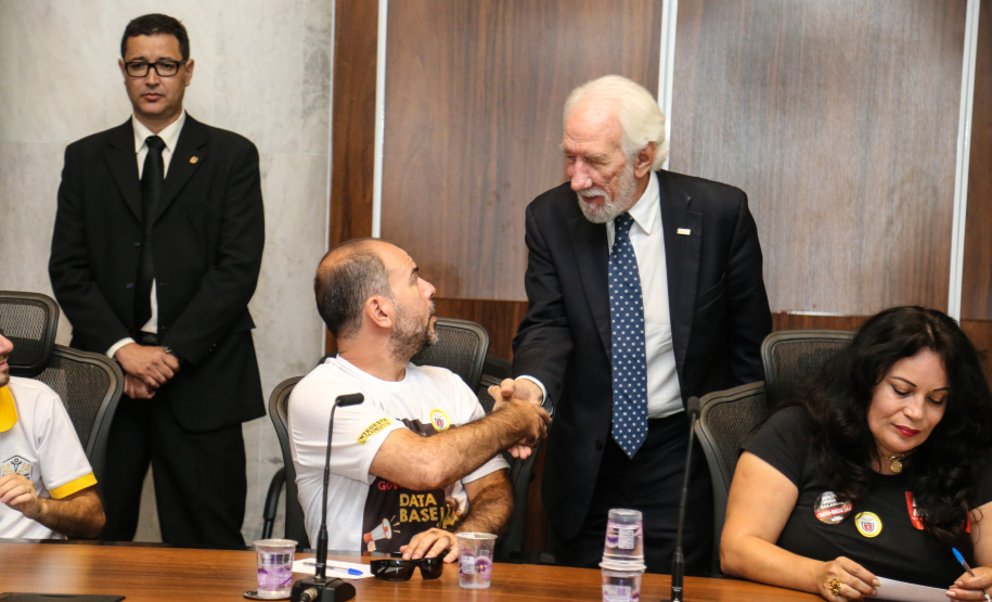 O vice governador Darci Piana participa de reunião com representantes dos servidores publicos  no Palácio Iguaçu,  nesta segunda-feira (29).   Curitiba, 24/04/2019 -  Foto: Geraldo Bubniak/ANPr