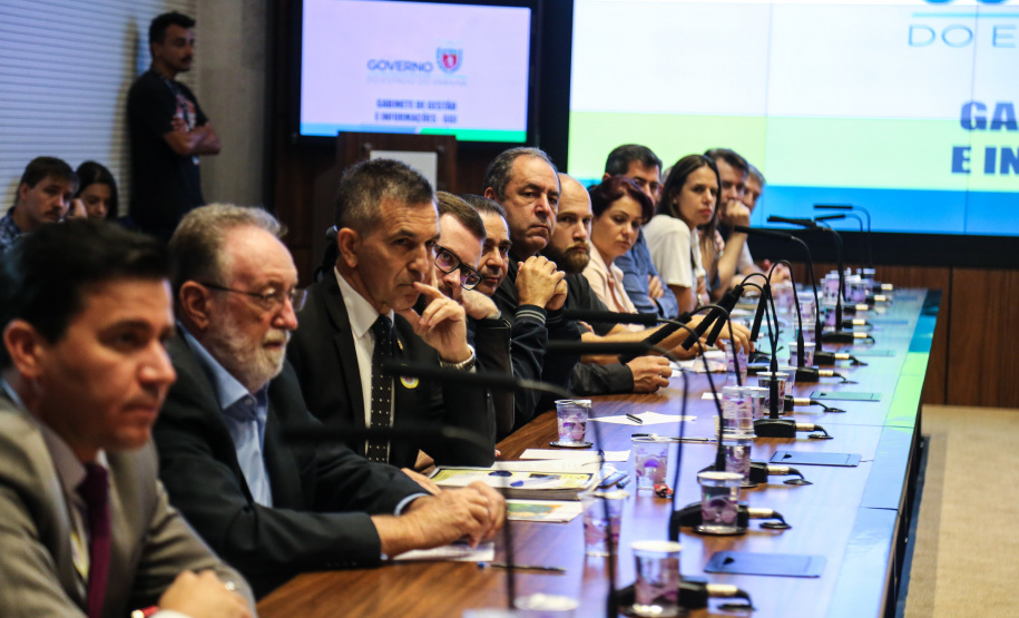 O vice governador Darci Piana participa de reunião com representantes dos servidores publicos  no Palácio Iguaçu,  nesta segunda-feira (29).   Curitiba, 24/04/2019 -  Foto: Geraldo Bubniak/ANPr