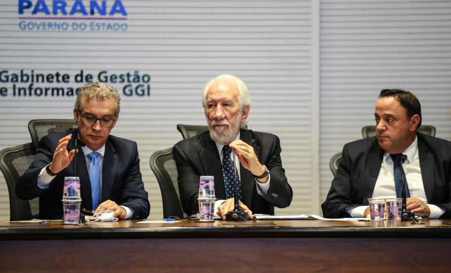 O vice governador Darci Piana participa de reunião com representantes dos servidores publicos  no Palácio Iguaçu,  nesta segunda-feira (29).   Curitiba, 24/04/2019 -  Foto: Geraldo Bubniak/ANPr