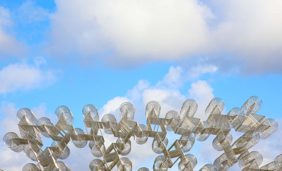 O Museu Oscar Niemeyer (MON) apresenta ao público a partir de sexta-feira (3/5) Ai Weiwei Raiz, a primeira exposição do artista chinês no Brasil e também a maior já realizada por ele. Com projeto desenvolvido por Marcello Dantas, que também assina a curadoria, a mostra chega ao Sul do País numa realização do MON. Foto: Jaelson Lucas/ANPr
